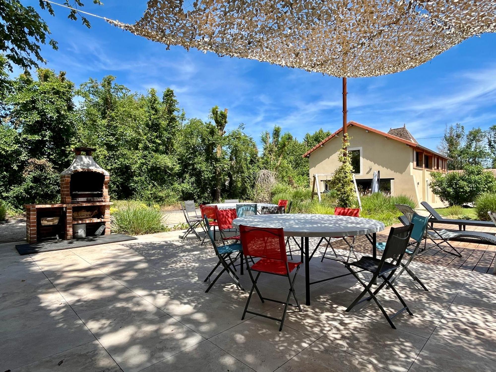 Gite Campagne Famille 15 Pers Piscine Chauffee Jeux Enfants Petanque Saint-Sauvy المظهر الخارجي الصورة